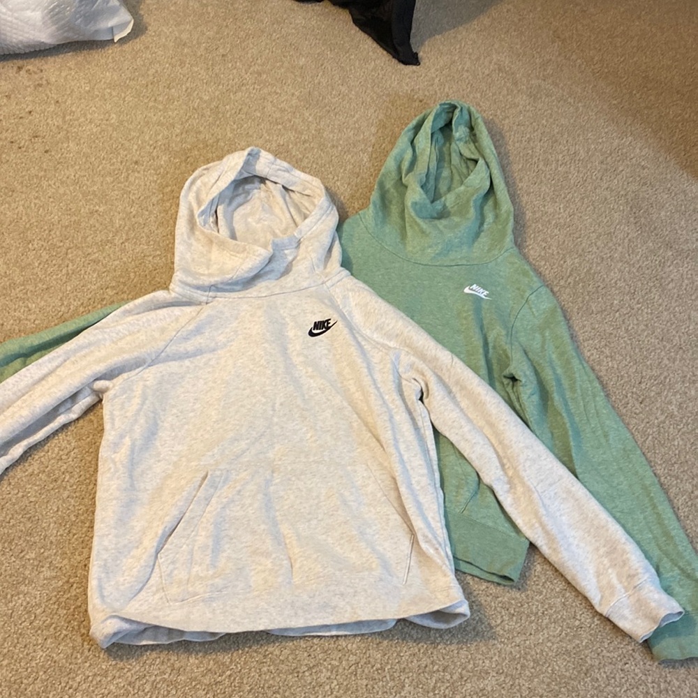 NIKE sweatshirt bundle